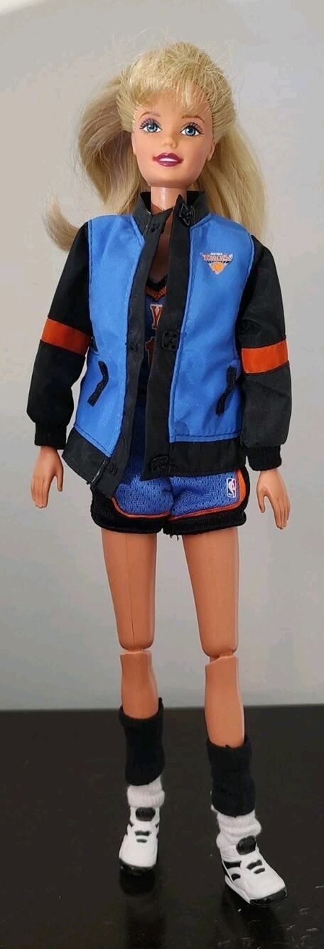 1998 NBA New York Knicks Barbie Doll Authentic Mattel